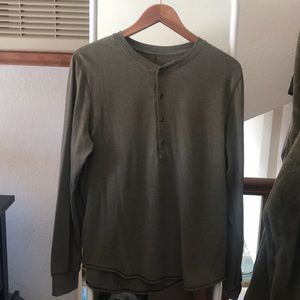 Lululemon Henley
